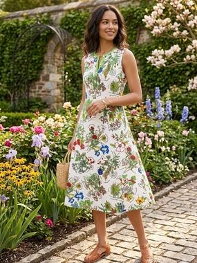 Sleeveless Floral A-Line Midi Dress in Cream and Green With Flower Names Vintage